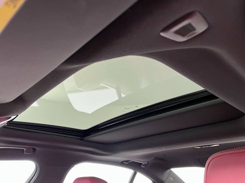 Certified 2025 BMW 530i xDrive image 30