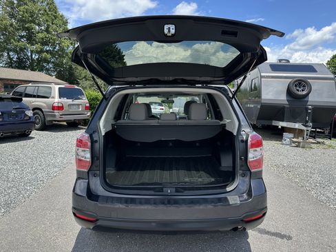 Used 2015 Subaru Forester 2.5i Premium w/ All-Weather Package AWD/4WD image 13