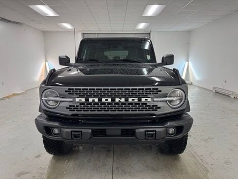 New 2025 Ford Bronco Badlands image 2