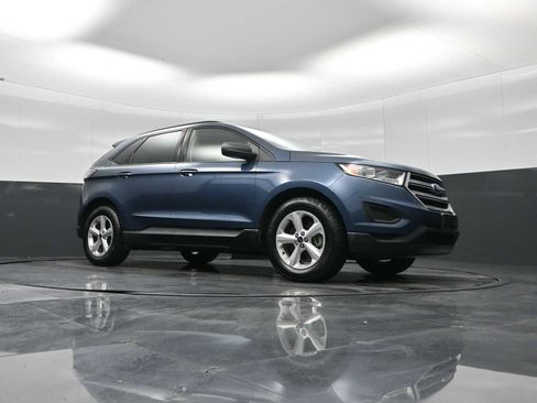 Used 2018 Ford Edge SE image 20