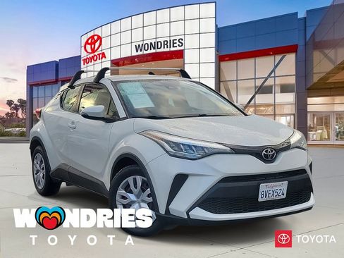 Used 2021 Toyota C-HR LE image 1