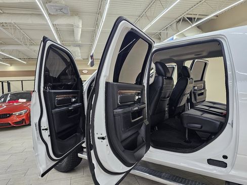 Used 2016 RAM 2500 Laramie image 15