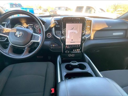 Used 2024 RAM 3500 Big Horn w/ Sport Appearance Package image 15