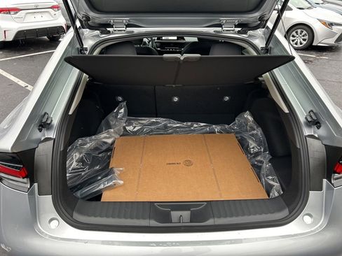 New 2026 Toyota Prius LE FWD image 5