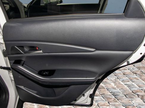 Used 2025 MAZDA CX-30 AWD 2.5 S w/ Preferred Package image 17