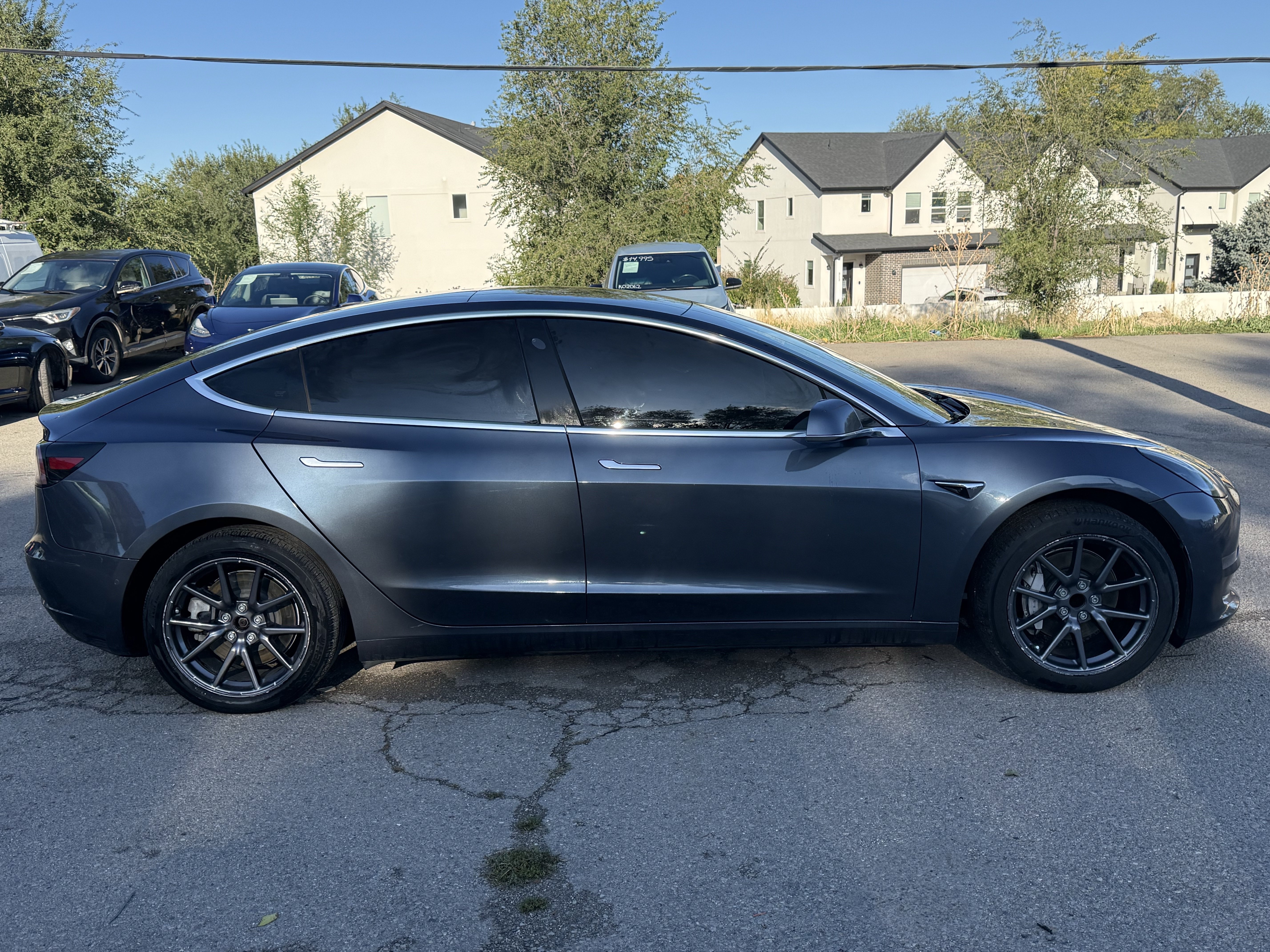 Used 2020 Tesla Model 3 Standard Range Plus RWD image 3