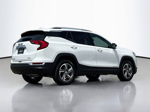 Used 2020 GMC Terrain SLT w/ Preferred Package AWD/4WD image 2