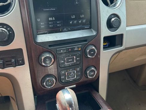 Used 2014 Ford F150 King Ranch w/ King Ranch Luxury Package AWD/4WD image 27