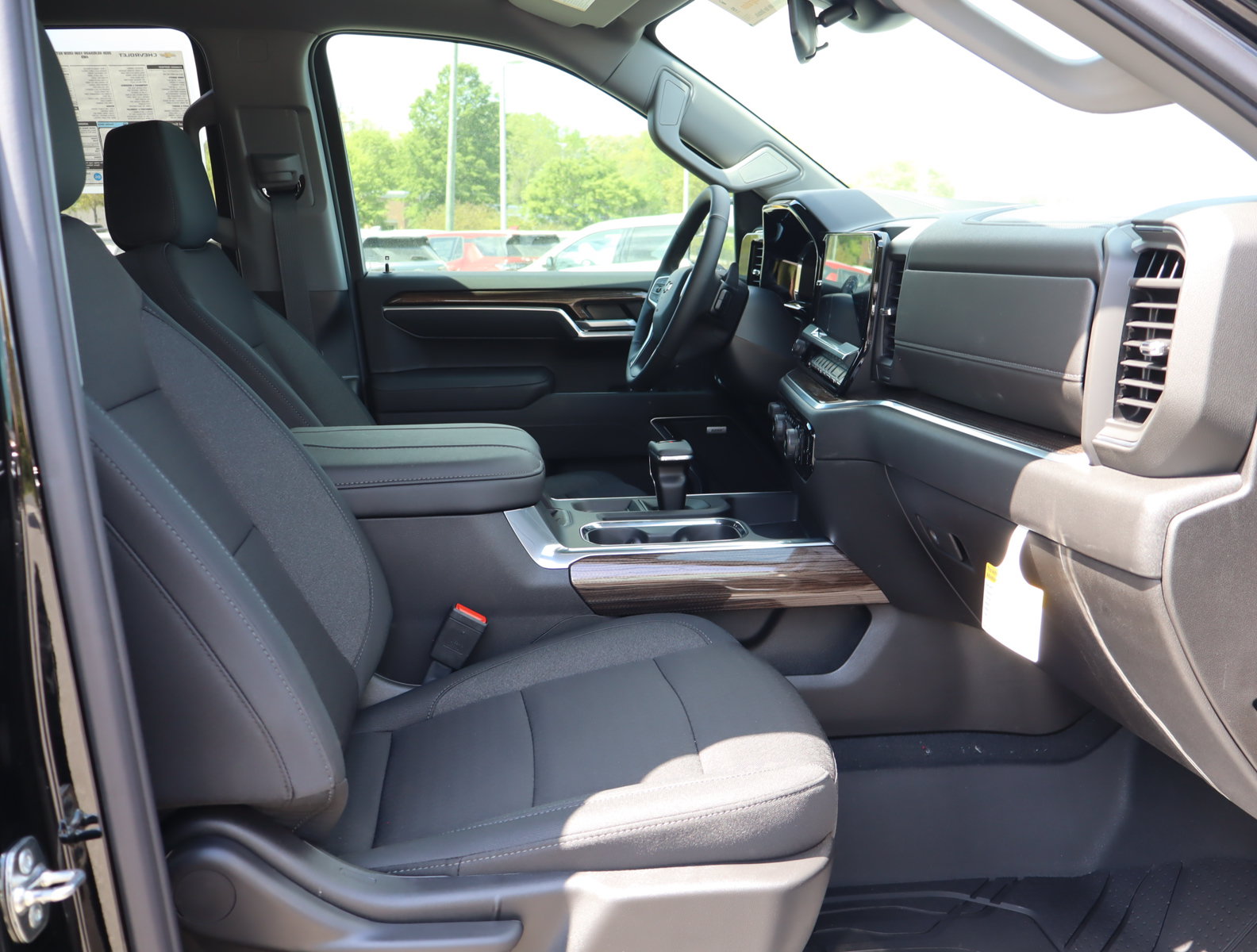 New 2026 Chevrolet Silverado 1500 RST w/ Convenience Package II AWD/4WD image 31