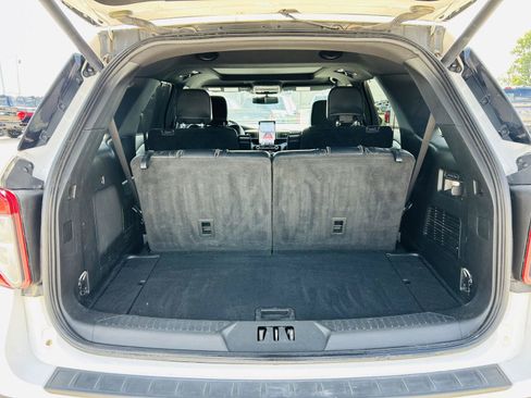 Used 2024 Ford Explorer ST w/ Equipment Group 401A AWD/4WD image 34