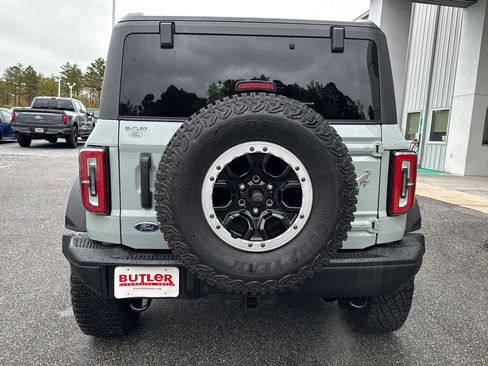 Used 2023 Ford Bronco Badlands image 4