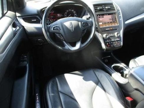 Used 2019 Lincoln MKC Select w/ Select Plus Package image 5