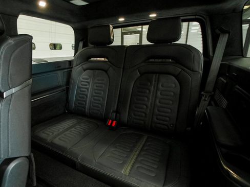 Used 2023 Rivian R1S Adventure AWD/4WD image 27
