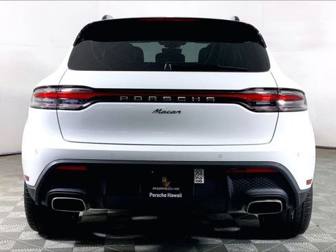 New 2026 Porsche Macan AWD/4WD image 10