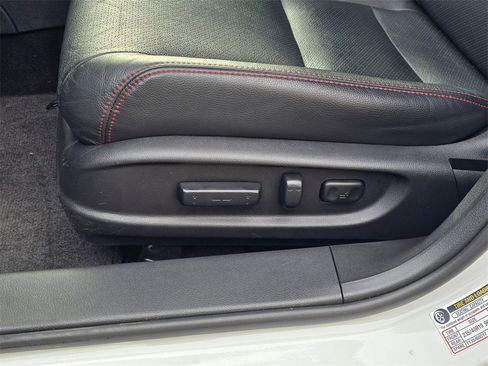 Used 2017 Honda Accord Sport Special Edition image 13