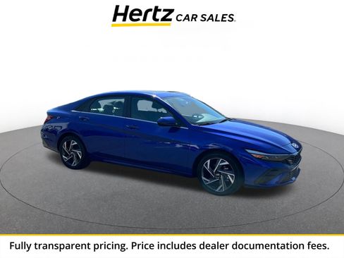 Used 2025 Hyundai Elantra SEL FWD image 1