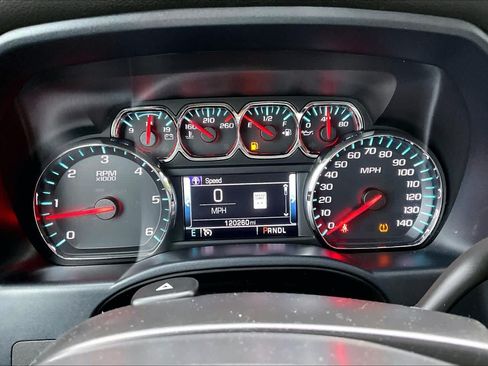 Used 2018 GMC Sierra 1500 SLT w/ SLT Preferred Package AWD/4WD image 26