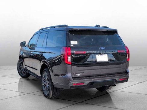 New 2025 Ford Expedition Platinum w/ Stealth Performance Package image 13
