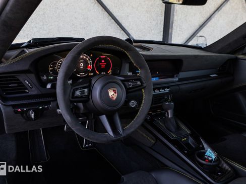 Used 2026 Porsche 911 GT3 RWD image 30