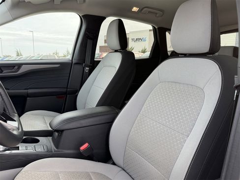 Used 2023 Ford Escape Active image 24