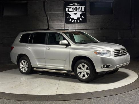 Used 2010 Toyota Highlander SE image 6
