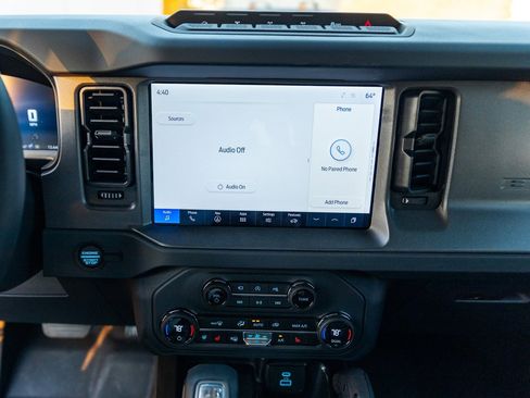 New 2025 Ford Bronco Badlands image 10