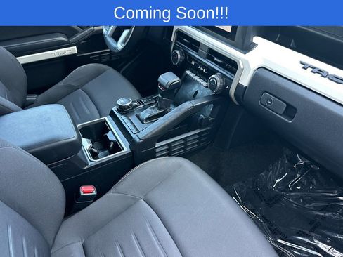 Used 2024 Toyota Tacoma TRD Sport image 16