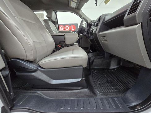Used 2022 Ford F250 XL w/ Power Equipment Group AWD/4WD image 16