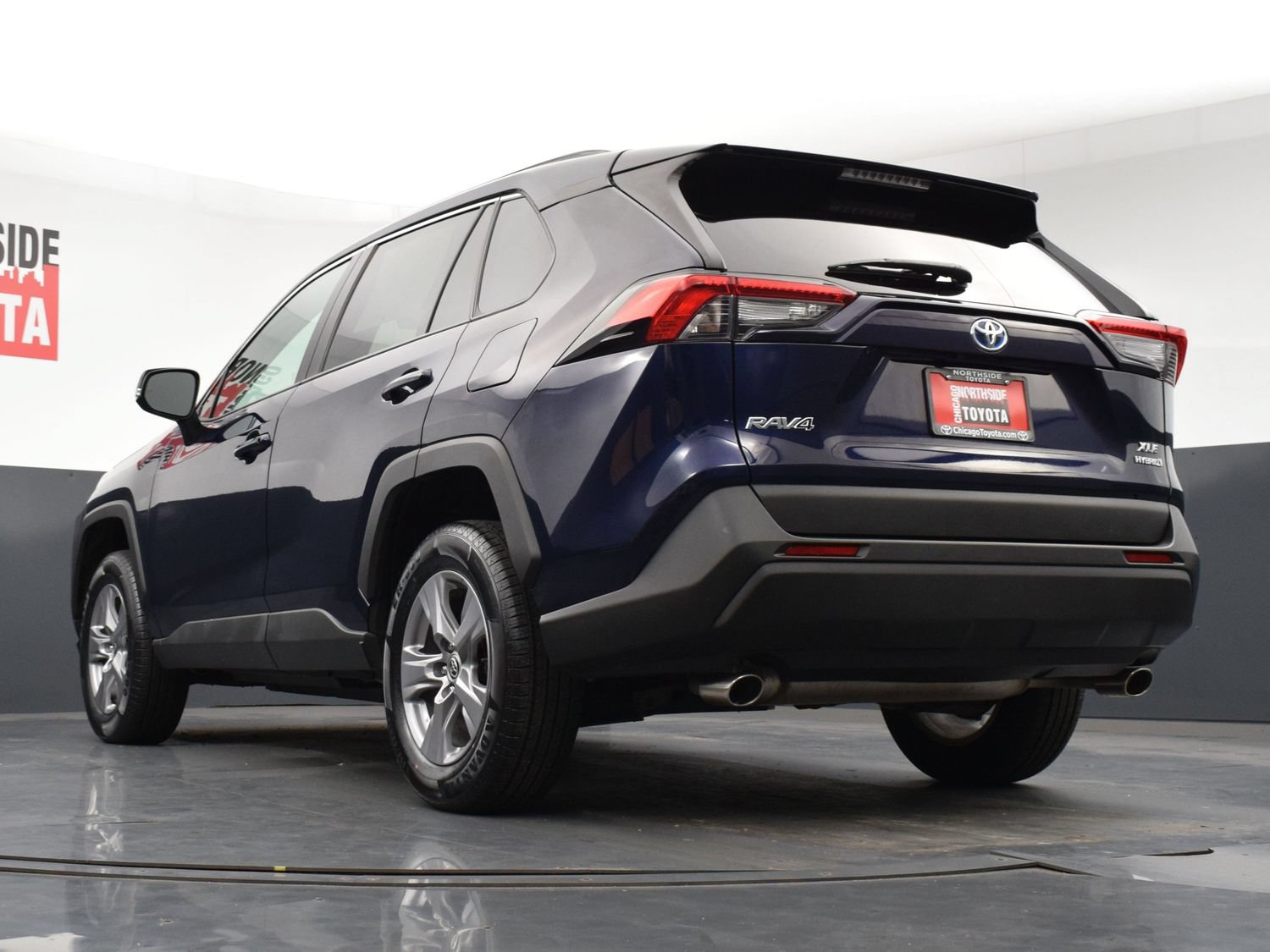 Used 2022 Toyota RAV4 XLE AWD/4WD image 26