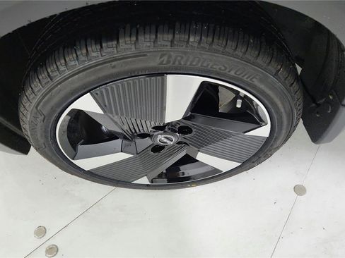 New 2026 Nissan Kicks SR w/ Illumination Package image 35