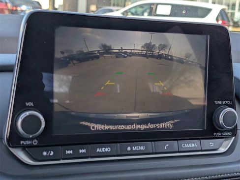 Certified 2023 Nissan Rogue SV image 14