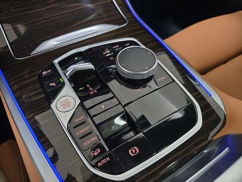 Used 2025 BMW X5 xDrive40i image 25