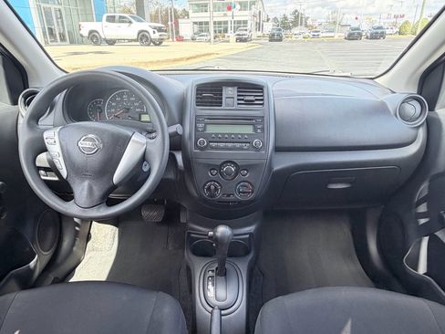 Used 2016 Nissan Versa S image 9