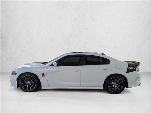 Used 2018 Dodge Charger R/T Scat Pack image 8