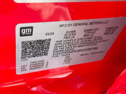 Used 2024 Chevrolet Silverado 1500 LT image 32