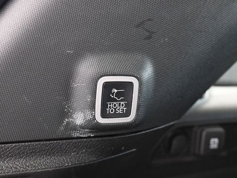 Used 2023 Jeep Grand Cherokee Altitude image 41