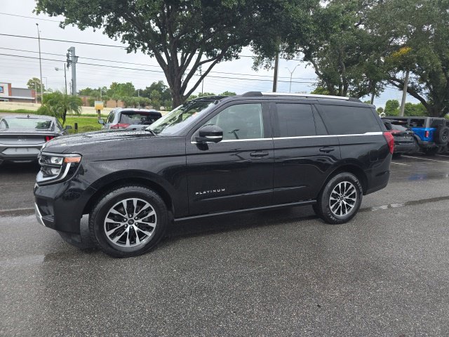 Certified 2025 Ford Expedition Platinum AWD/4WD image 6