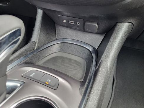 Used 2025 Chevrolet Malibu LT image 19