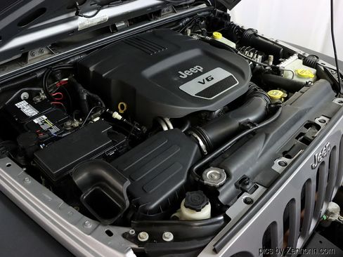 Used 2016 Jeep Wrangler Unlimited Sport w/ Quick Order Package 24S image 36