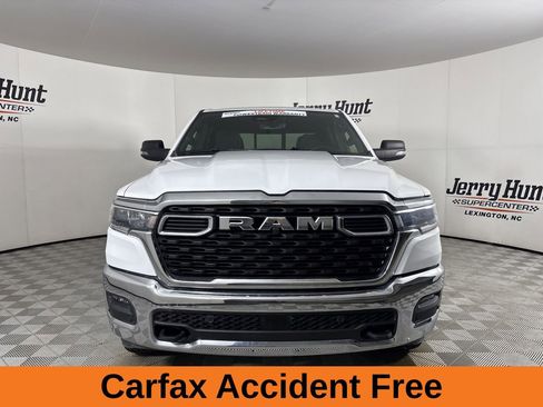 Used 2025 RAM 1500 Big Horn AWD/4WD image 3