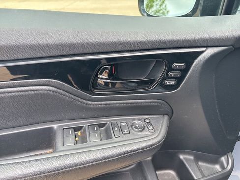 Used 2023 Honda Odyssey Elite image 13