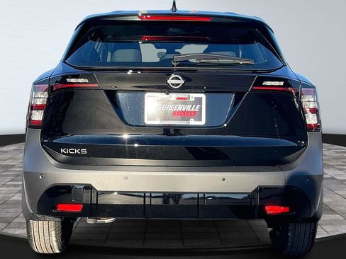 New 2026 Nissan Kicks S image 4