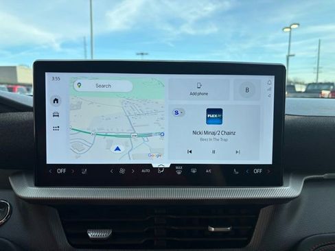 Used 2025 Ford Explorer ST image 15