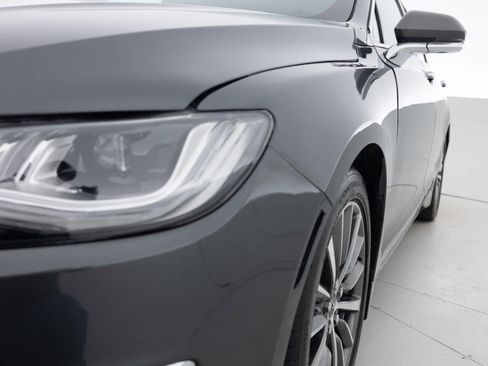 Used 2017 Lincoln MKZ Premiere FWD image 12