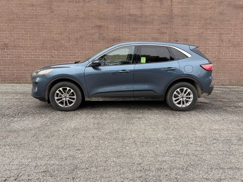 Used 2020 Ford Escape SE AWD/4WD image 2
