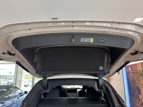 New 2026 BMW iX xDrive45 w/ M Sport Package image 10