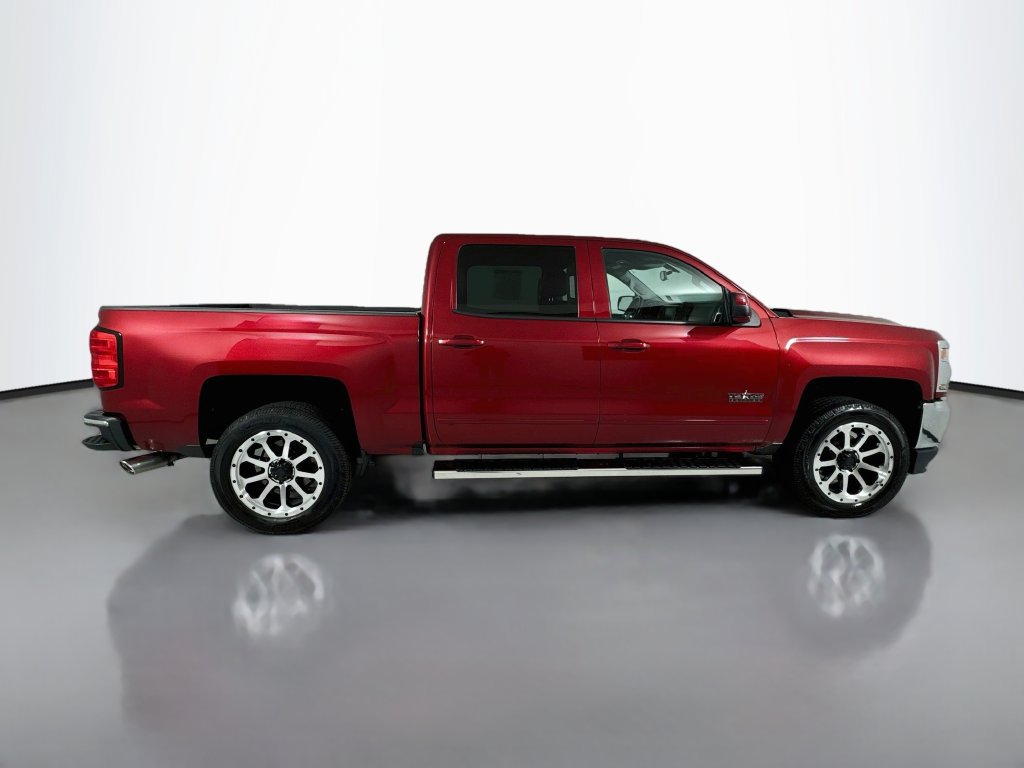 Used 2018 Chevrolet Silverado 1500 LT w/ Texas Edition RWD image 9