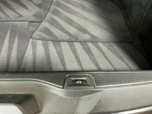Certified 2023 BMW X5 xDrive40i w/ Luxury Seating Package AWD/4WD image 30