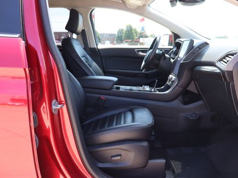 Used 2023 Ford Edge SEL w/ Convenience Package image 13