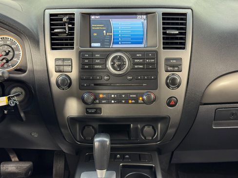 Used 2013 Nissan Armada SV image 20